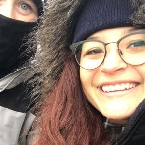 Meet your Posher, Gabriela